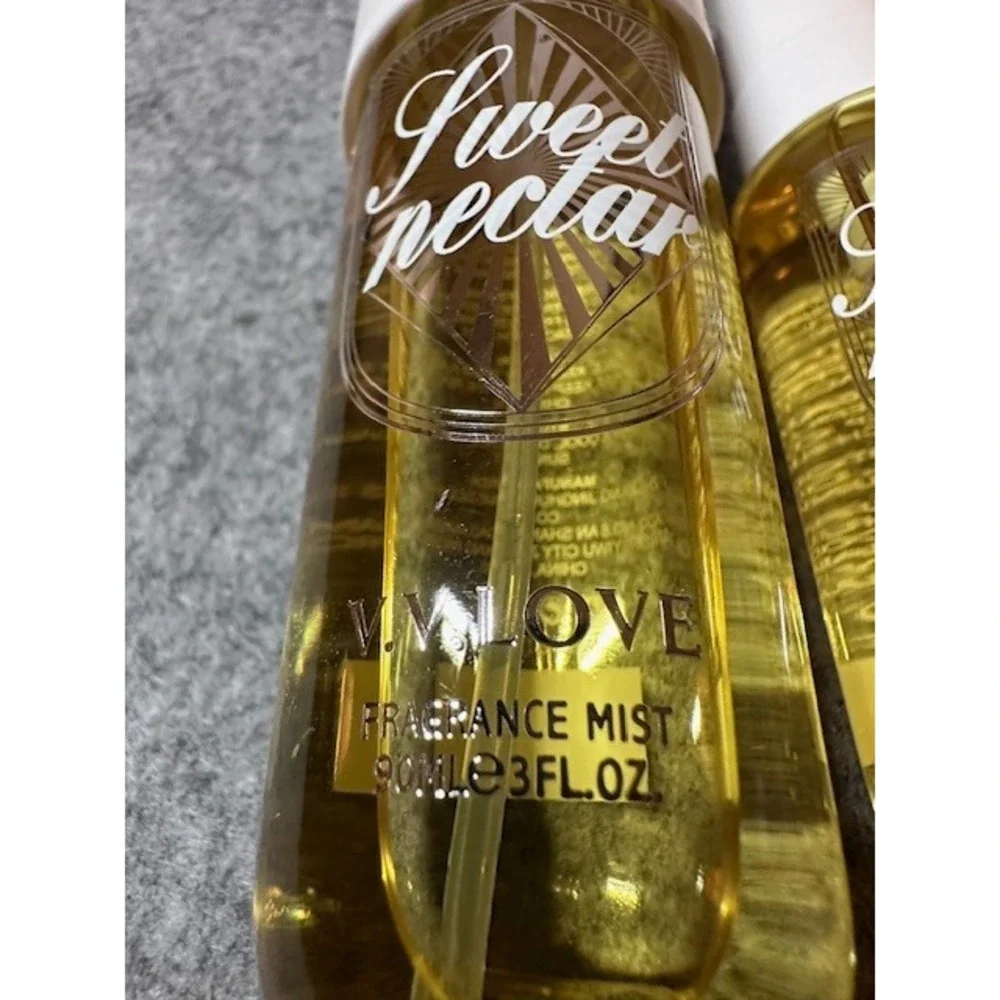 V.V. Love Sweet Nectar Fragrance Mist Set 90ml and 40ml Body Spray Duo Women